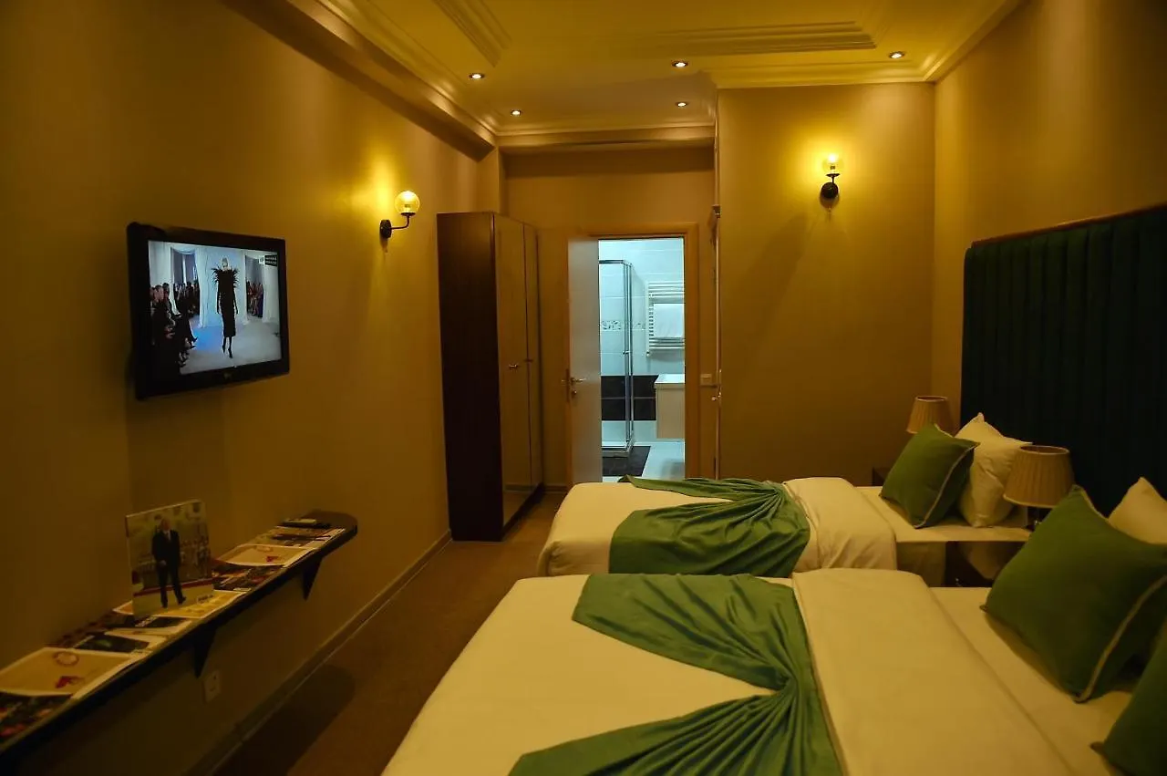 Karat Inn Hotel Baku 3*,